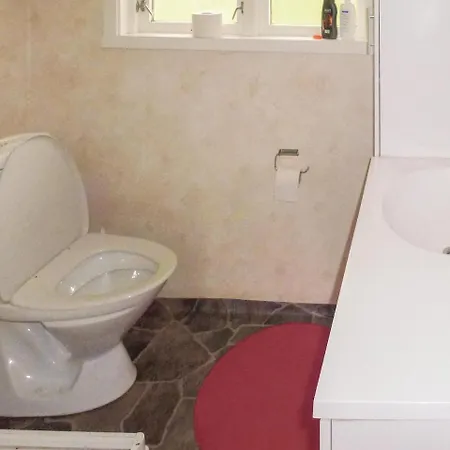 4 Bedroom Beautiful In Lindesnes *