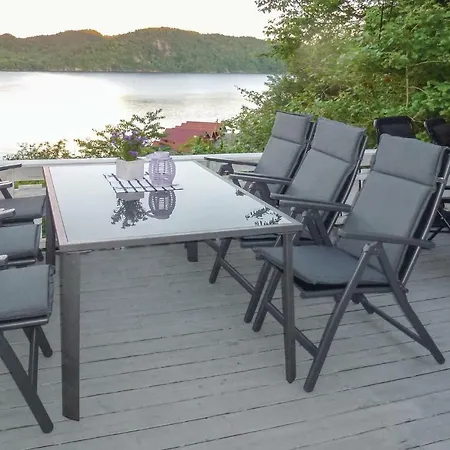 Holiday home 4 Bedroom Beautiful In Lindesnes Homme