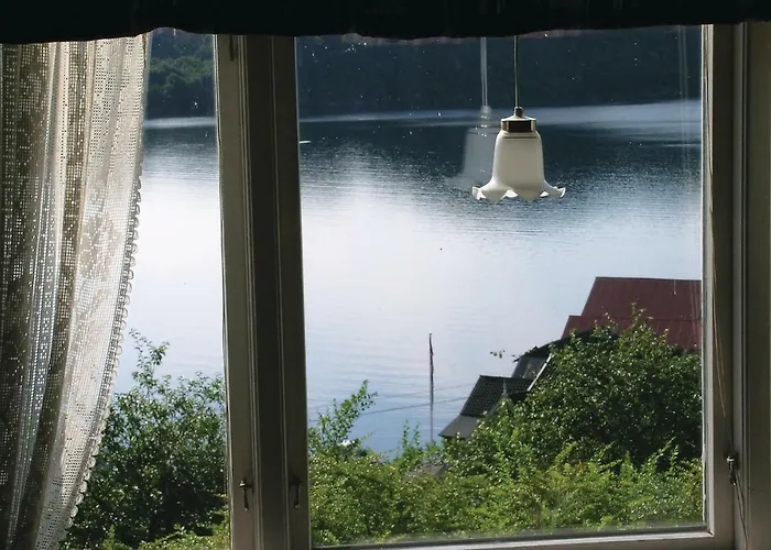 4 Bedroom Beautiful In Lindesnes Homme