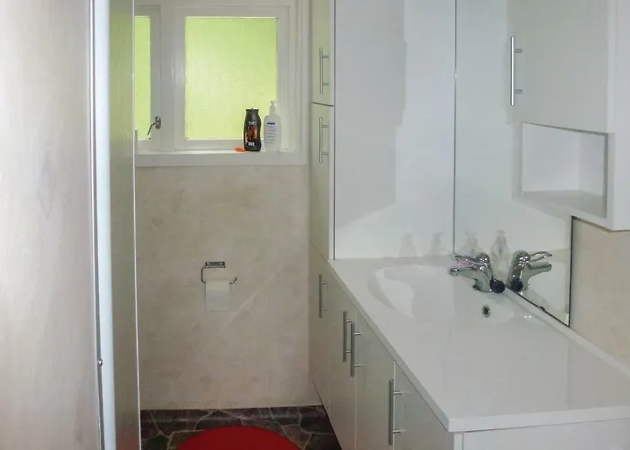 Дом отдыха 4 Bedroom Beautiful In Lindesnes